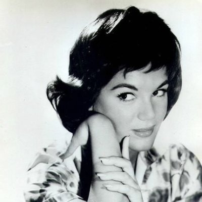 Connie Francis - Pretty Little Baby | Текст песни